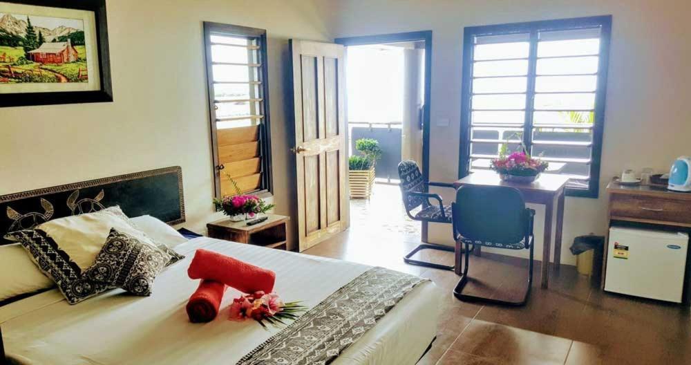 Golden Point Resort รากิรากิ ภายนอก รูปภาพ