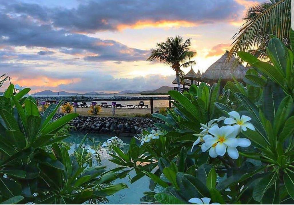 Golden Point Resort รากิรากิ ภายนอก รูปภาพ